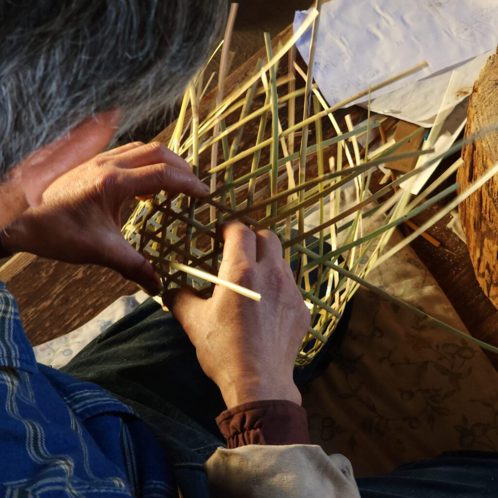 【比布町・工芸体験】北の竹工房の職人と行く千島笹採取&絶景コーヒータイム