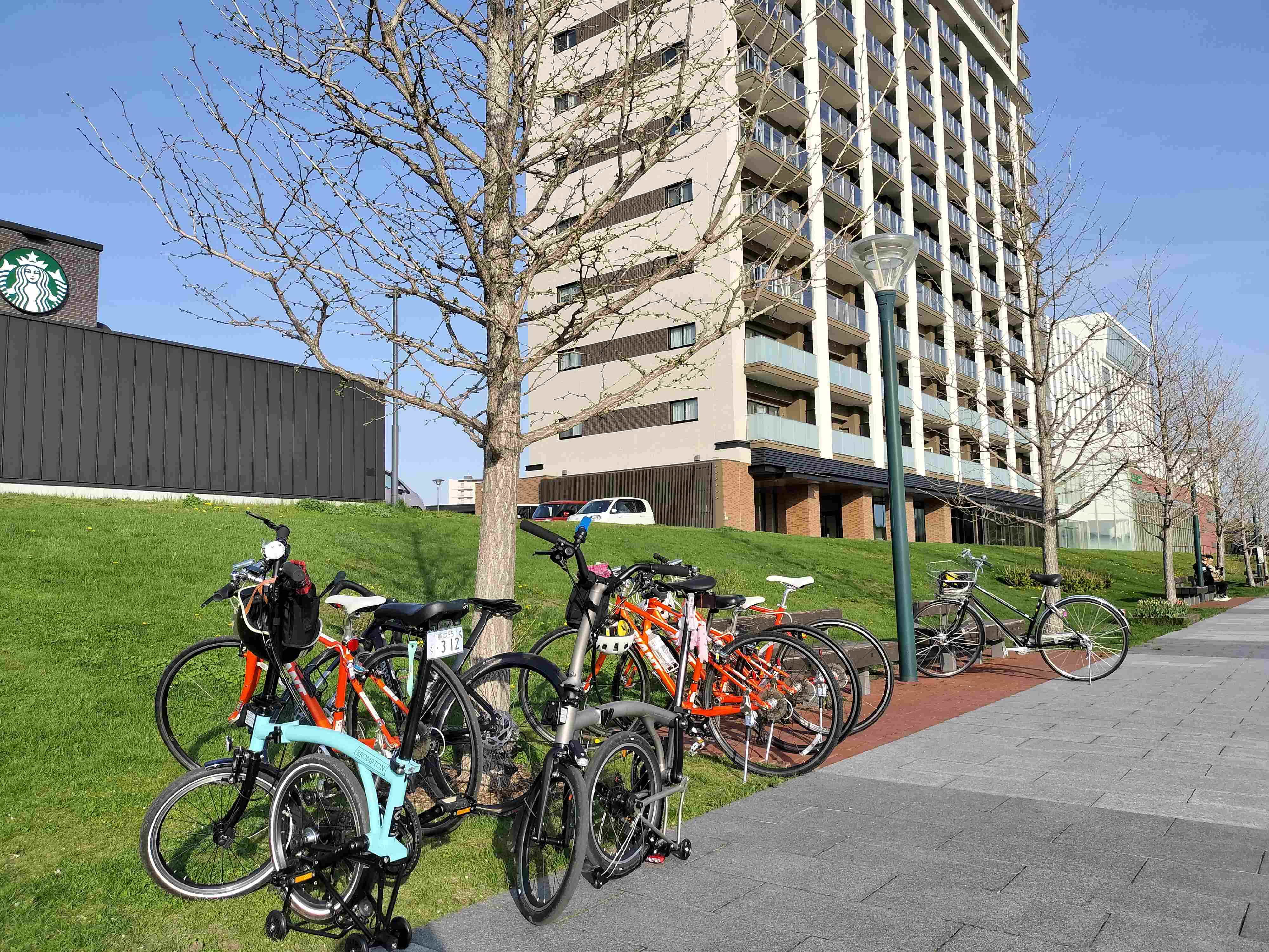 [아사히카와 자전거 타기] JR 아사히카와역에서 벚꽃과 벚꽃 경경 자전거 가이드 투어